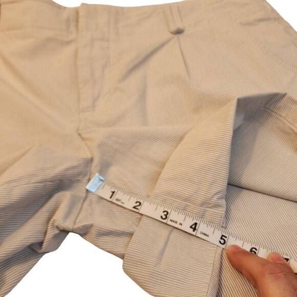 Gap Roll-Up Pinstripe Stretch Shorts Women's Size 10 Button Accents Double Hook - Picture 12 of 14